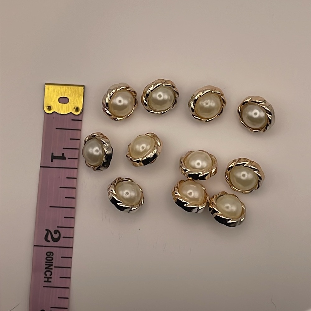 Assorted Plastic Gold Tone Faux Pearl Buttons - Picture 7 of 14